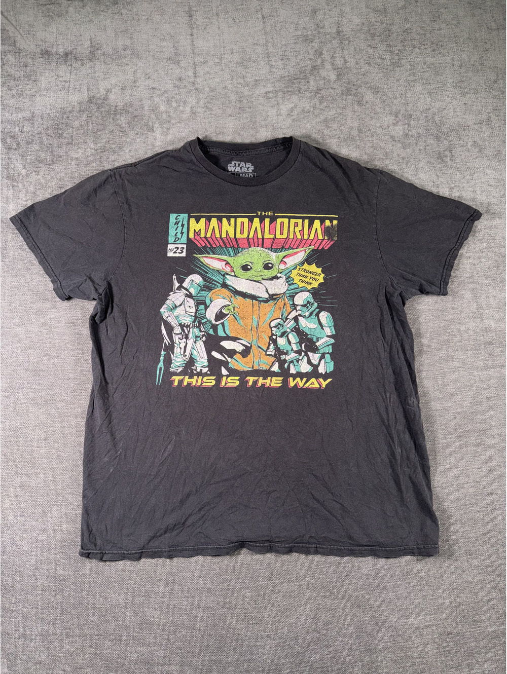 The Mandalorian Baby Yoda Graphic T-Shirt Large